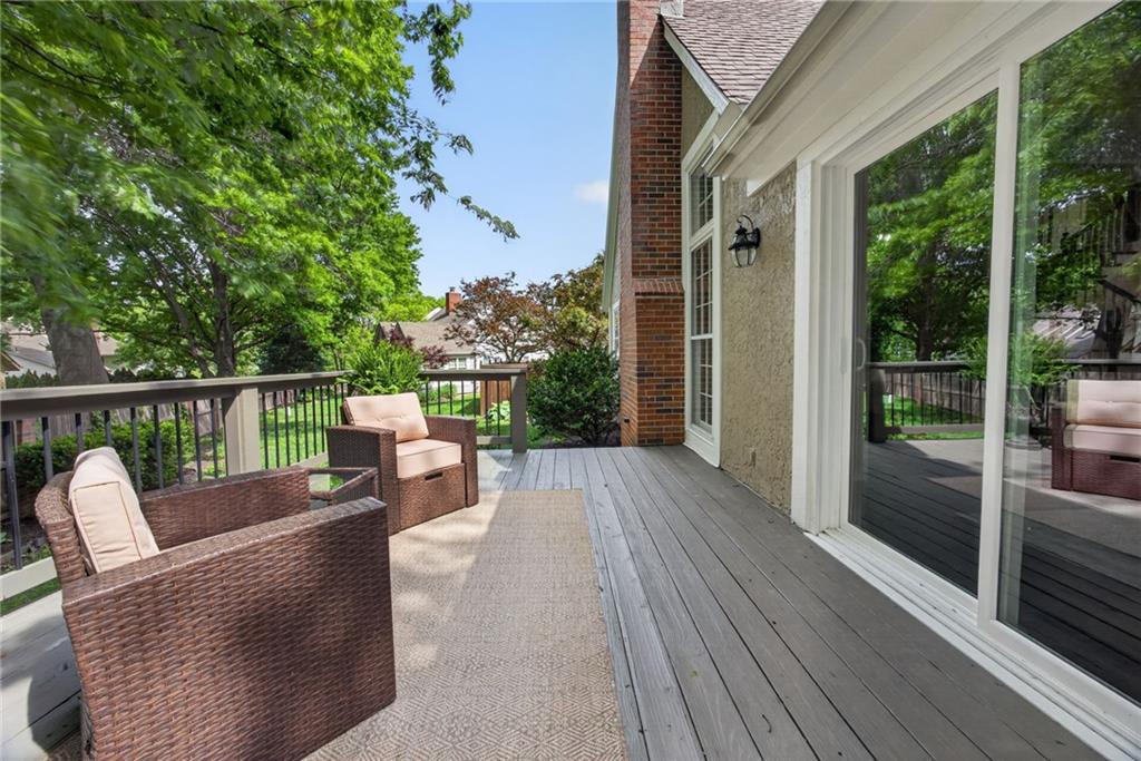 12116 Sagamore Road Leawood, KS 66209 - Photo 39 of 45