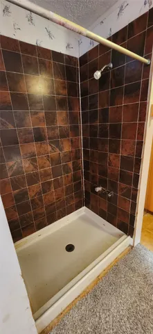 $1,200 | 14 County Road 2802, Cleveland, TX 77327