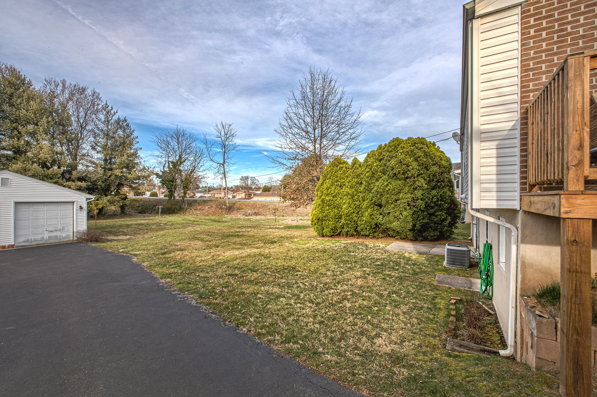 644 Magnolia Road Roanoke, VA 24019 - Photo 27 of 29 29a