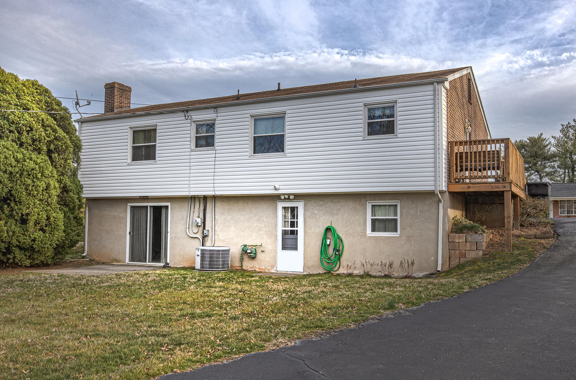 644 Magnolia Road Roanoke, VA 24019 - Photo 28 of 29 30a