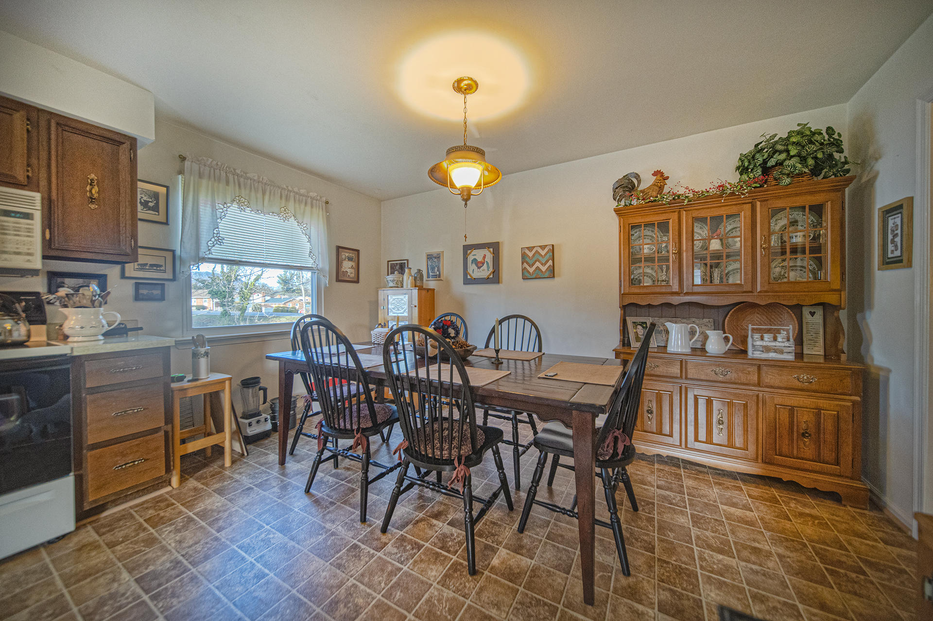 644 Magnolia Road Roanoke, VA 24019 - Photo 6 of 29 5a