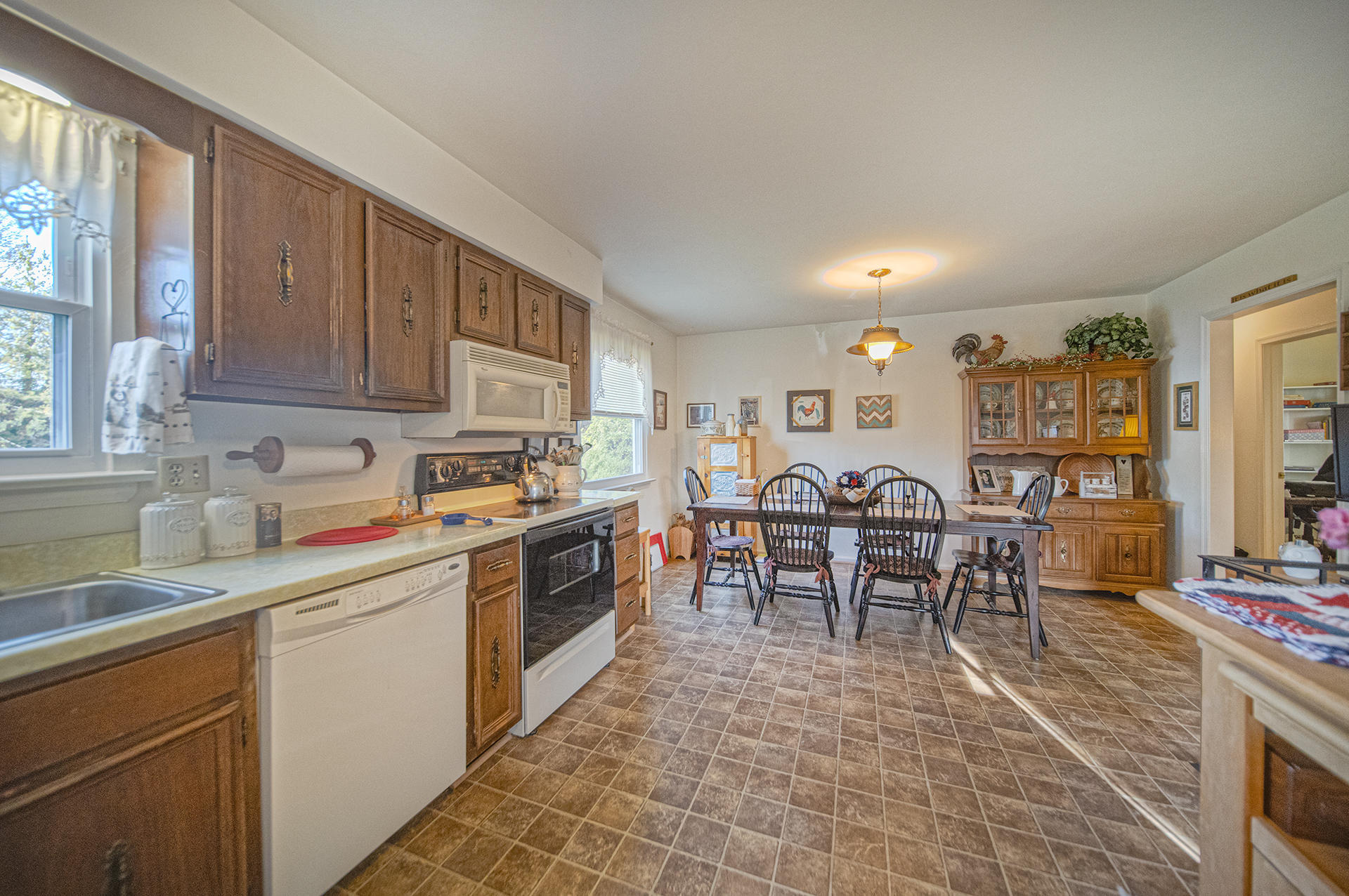 644 Magnolia Road Roanoke, VA 24019 - Photo 9 of 29 9a