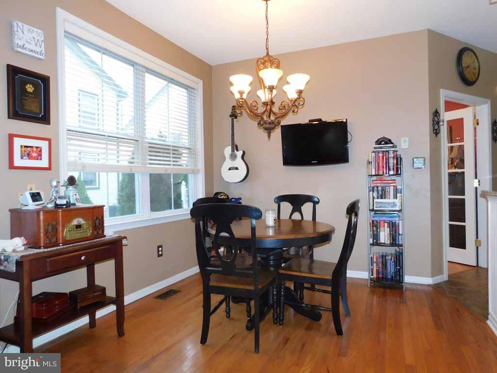 12047 Sewell Road Philadelphia, PA 19116 - Photo 14 of 37