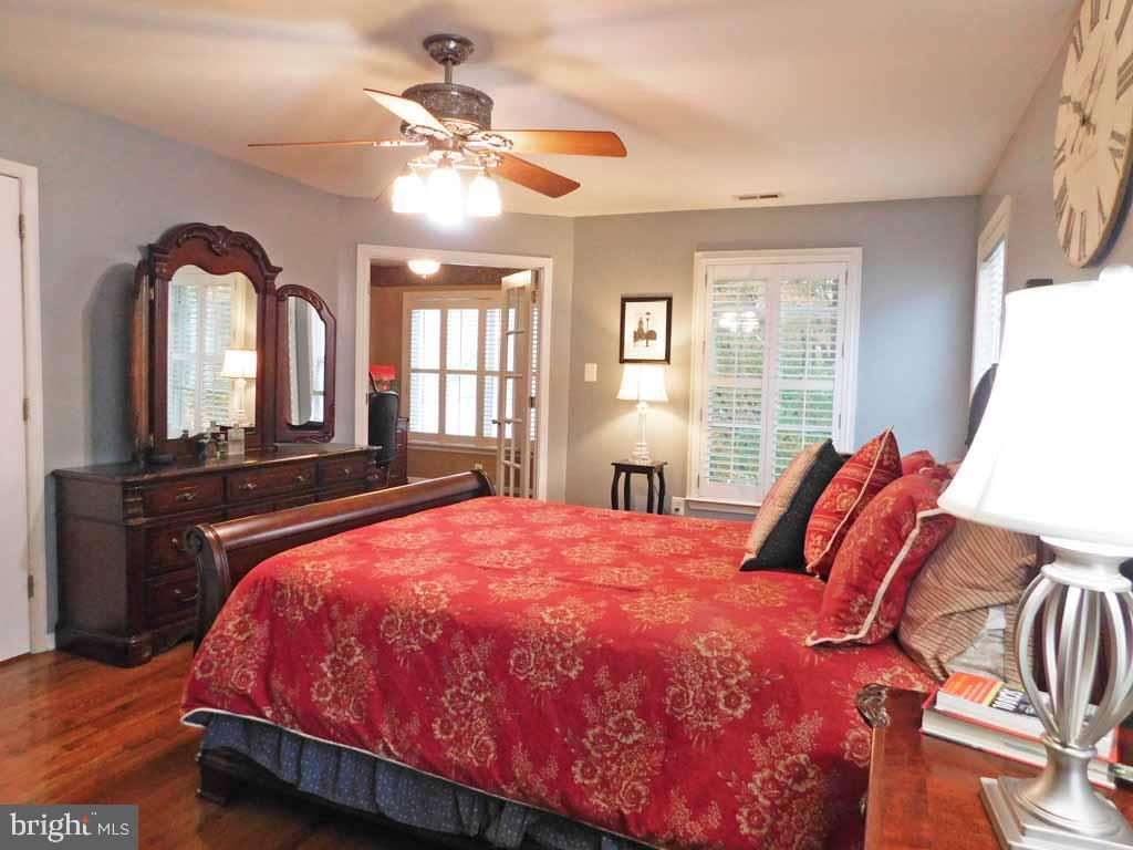 12047 Sewell Road Philadelphia, PA 19116 - Photo 21 of 37