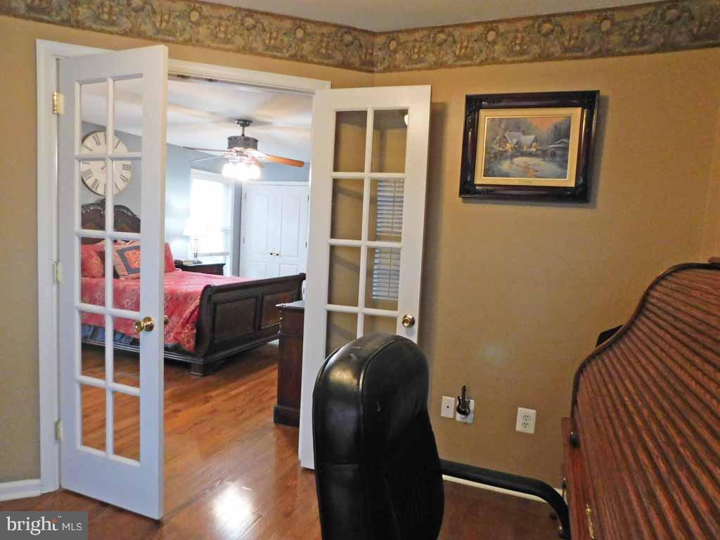 12047 Sewell Road Philadelphia, PA 19116 - Photo 26 of 37
