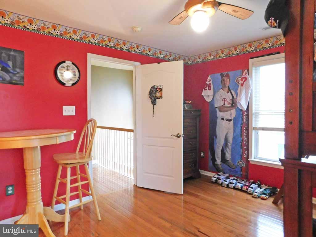 12047 Sewell Road Philadelphia, PA 19116 - Photo 30 of 37