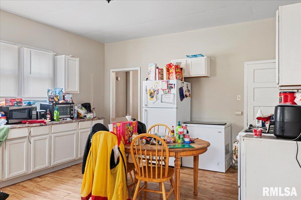 1011 North 14th Street Springfield, IL 62702 - Photo 8 of 24