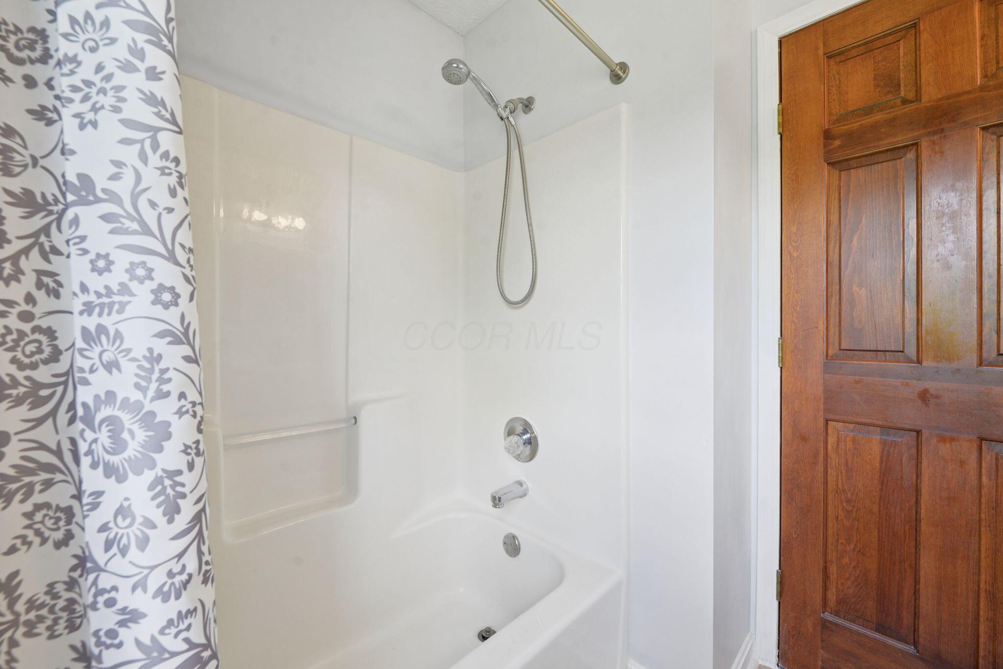 5846 Houchard Road Dublin, OH 43016 - Photo 29 of 43