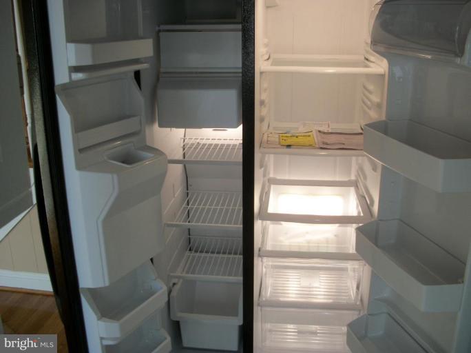 8437 Kavanagh Road Dundalk, MD 21222 - Photo 14 of 29 Largest Refrigerator in any townhome
