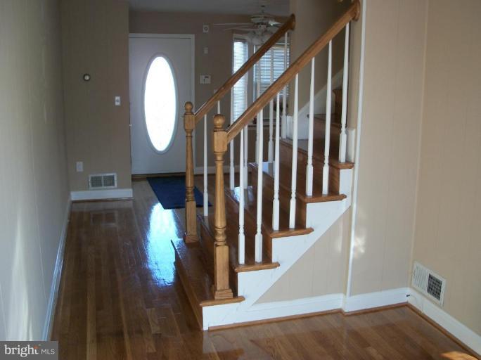 8437 Kavanagh Road Dundalk, MD 21222 - Photo 6 of 29 Living Room/Dining Room