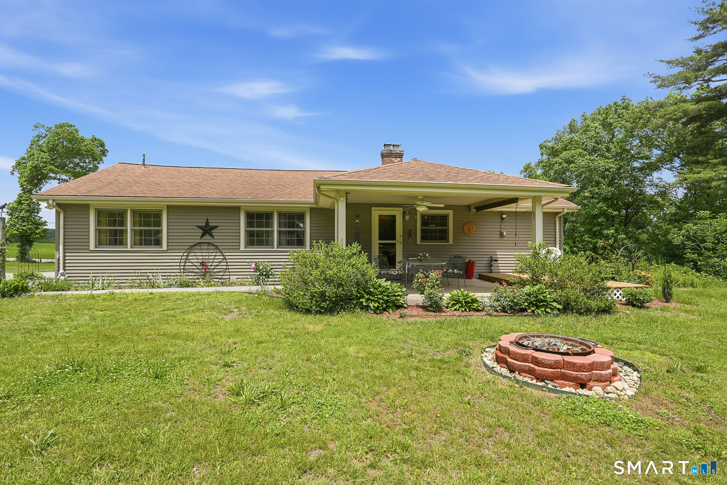 49 Blash Road Thompson, CT 06255 - Photo 2 of 40