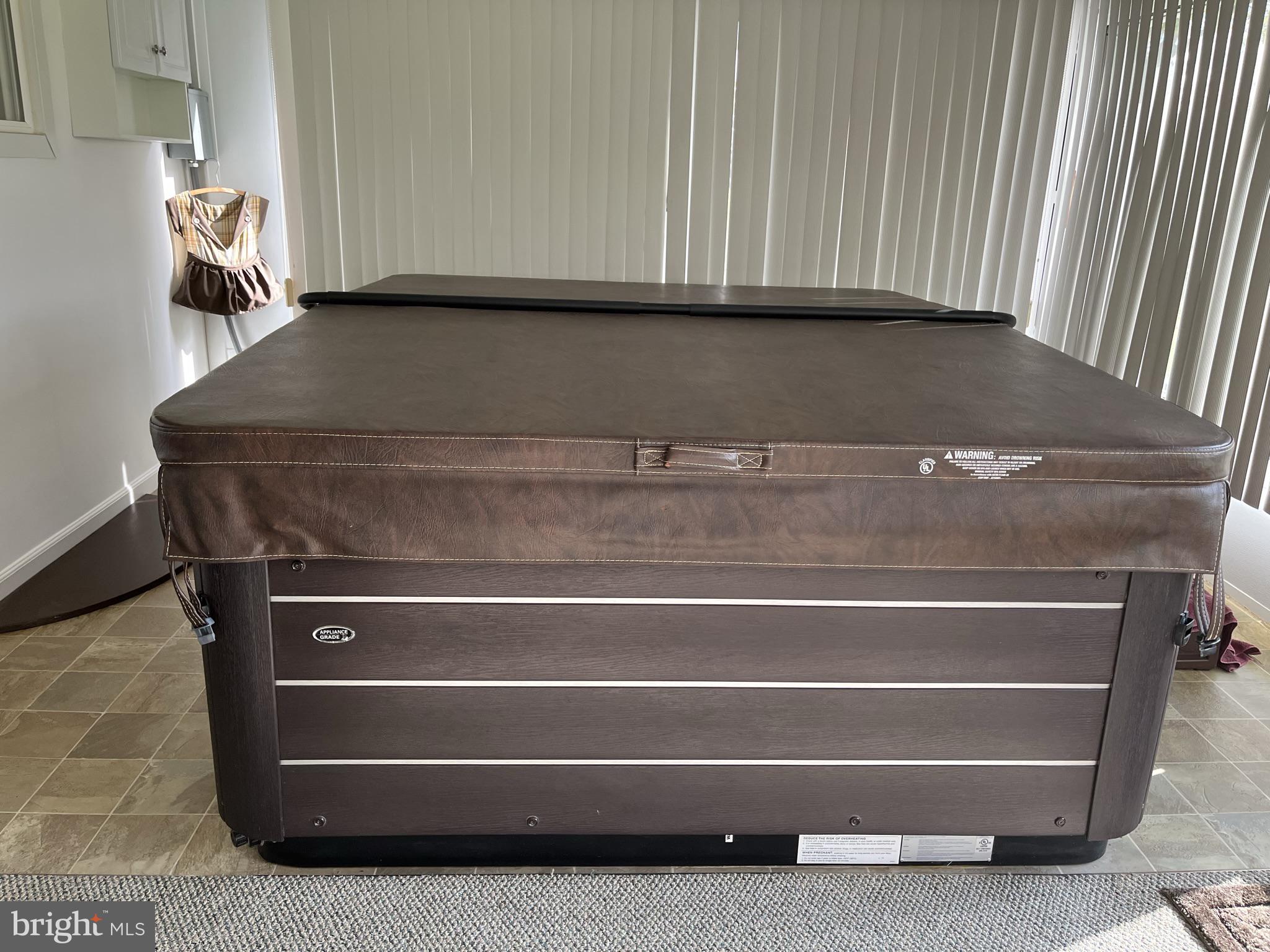 696 Allentown Road Telford, PA 18969 - Photo 12 of 41 Hot tub
