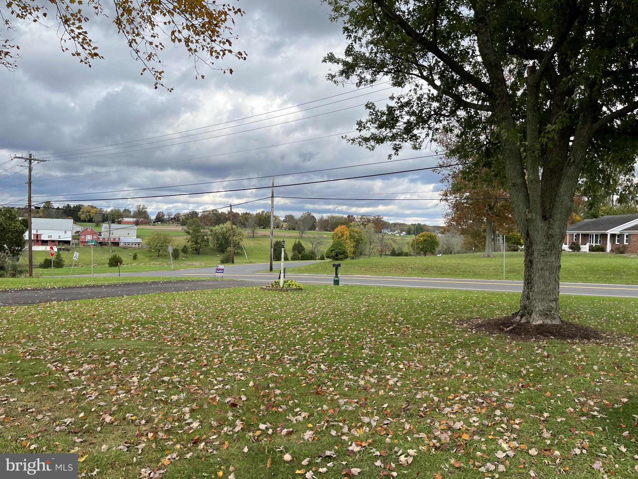 696 Allentown Road Telford, PA 18969 - Photo 8 of 41 Gallery Image 8