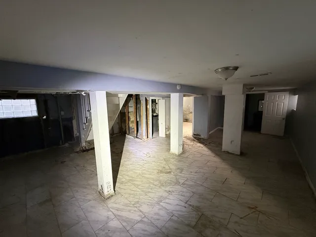 $139,900 | 8917 South Elizabeth Street, Chicago, IL 60620