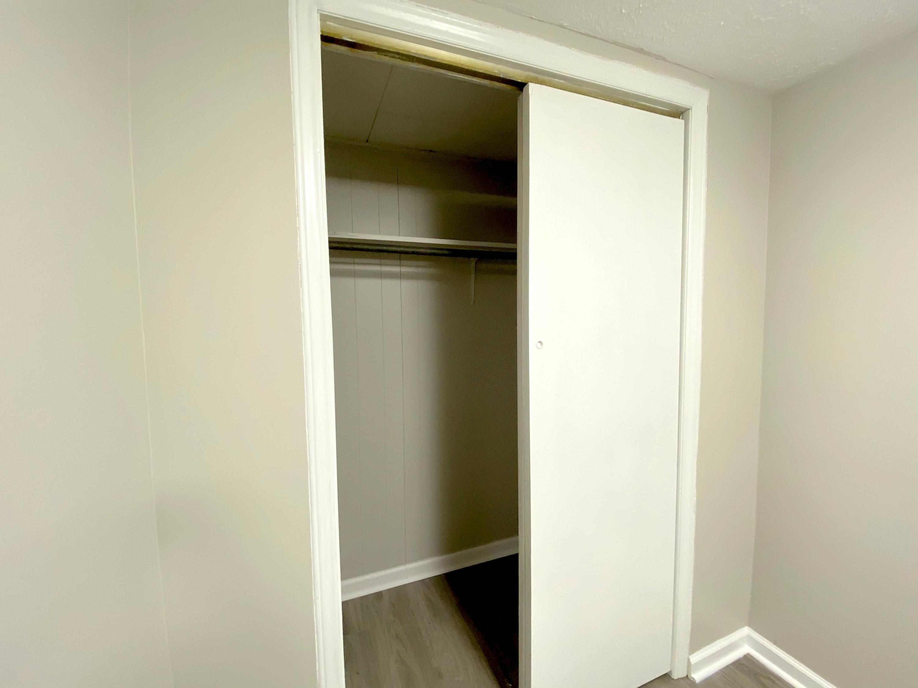 8623 Plantation Road Roanoke, VA 24019 - Photo 23 of 33 IMG_7740