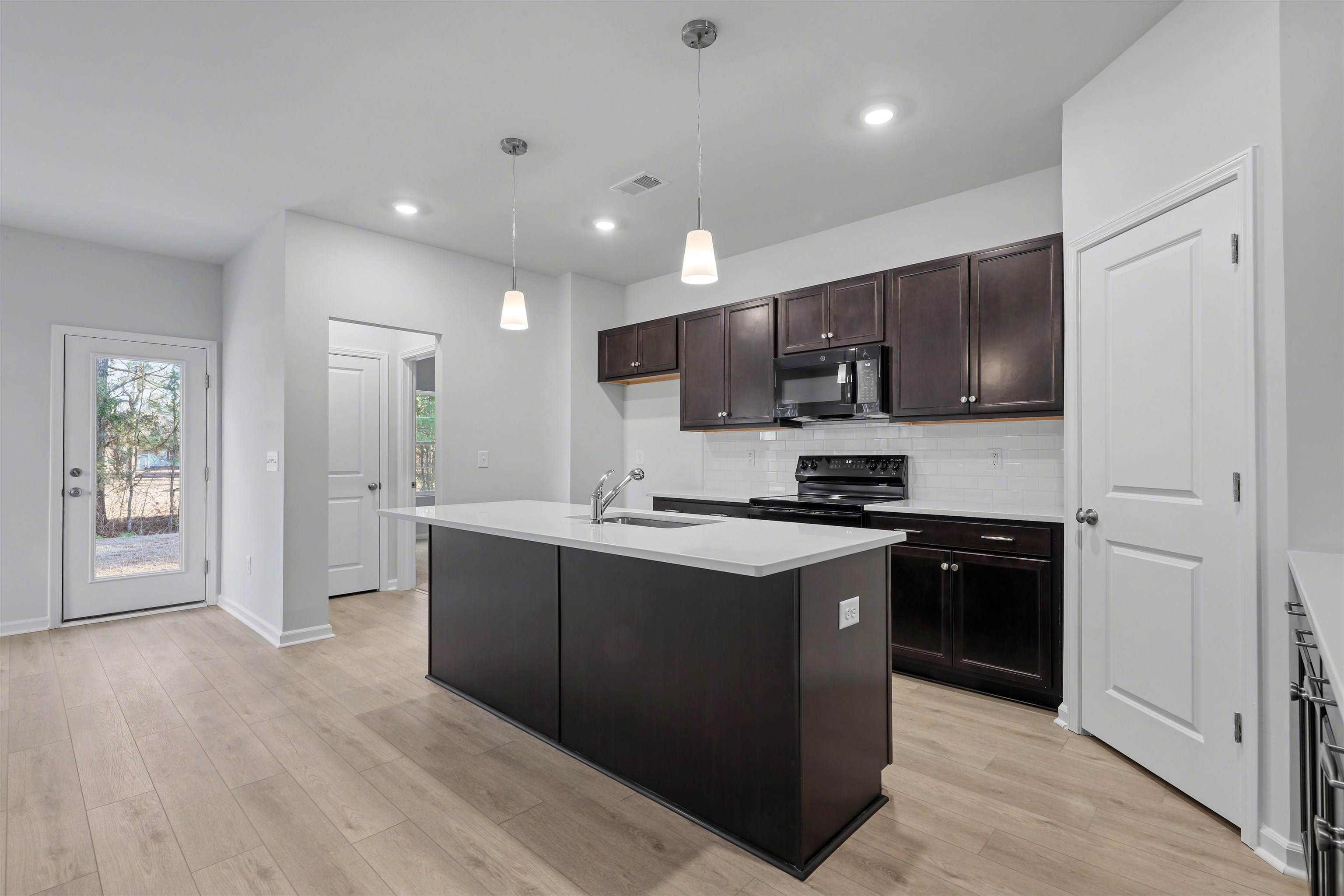 3424 Logan Street Conway, SC 29526 - Photo 8 of 28