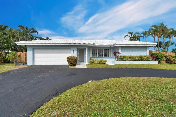 $4,250 | 999 Southeast 6th Terrace, Pompano Beach, FL 33060