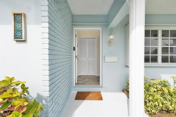 $4,250 | 999 Southeast 6th Terrace, Pompano Beach, FL 33060