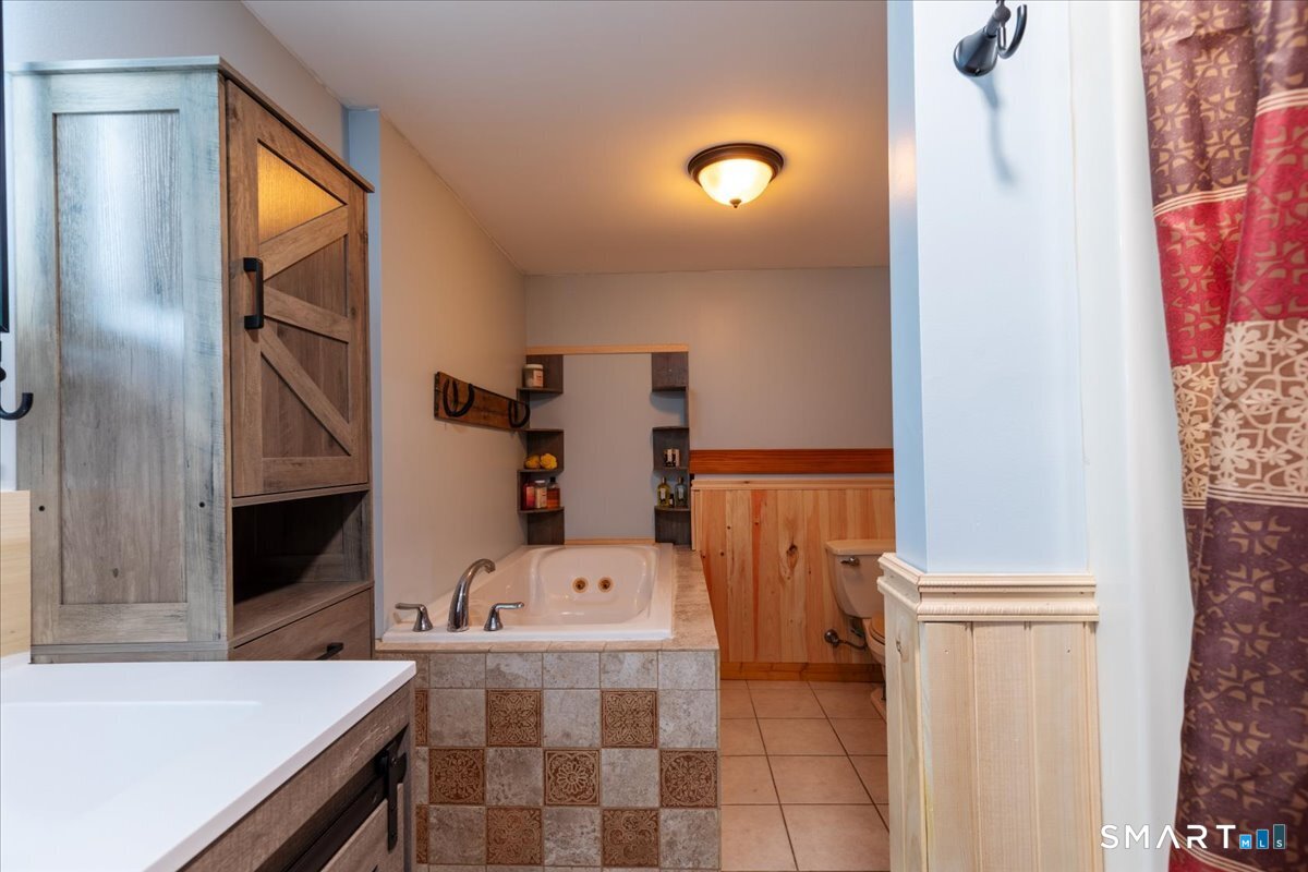 829 Stafford Road Mansfield, CT 06268 - Photo 24 of 27 attached bath for suite