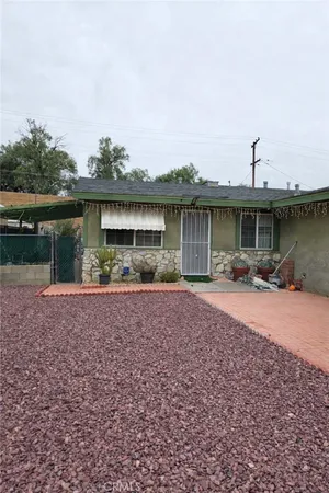 $299,000 | 1713 Piute Street, Barstow, CA 92311