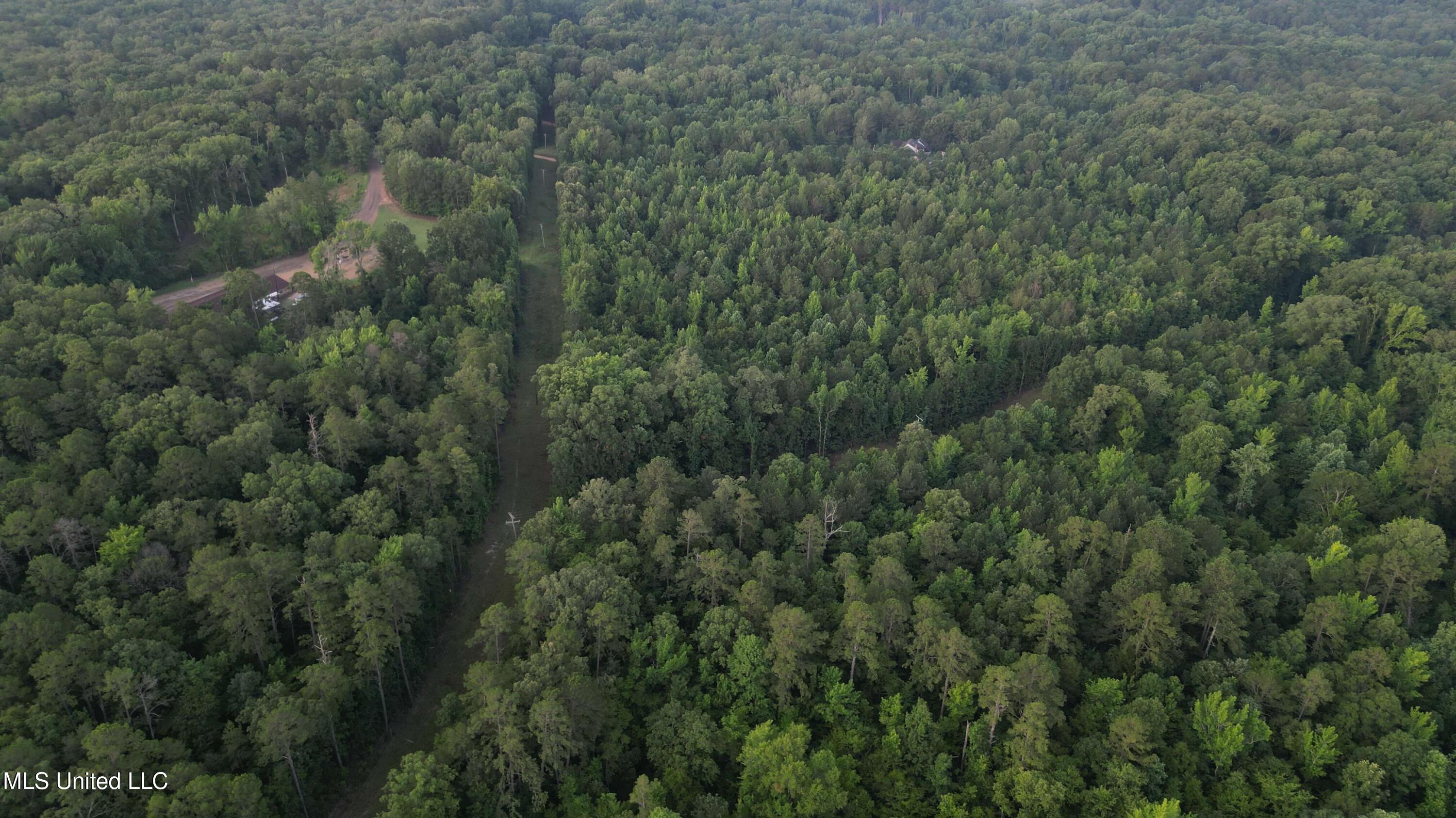 Vfw Road Grenada, MS 38901 - Photo 7 of 15 dji_fly_20250625_060202_700_175085769446