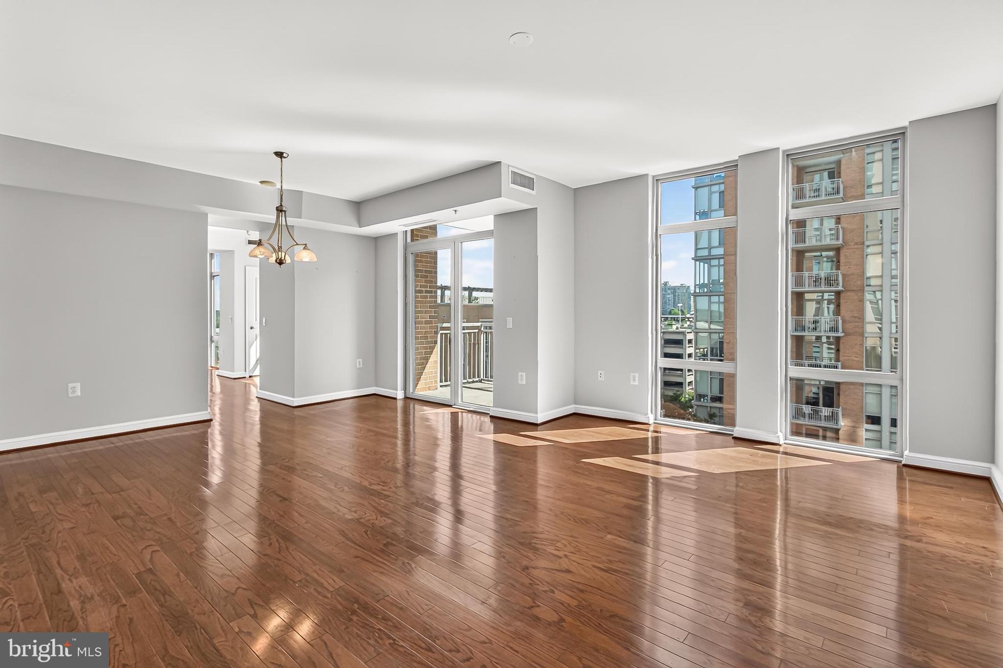 11990 Market Street, Unit 717 Reston, VA 20190 - Photo 5 of 38 Gallery Image 5