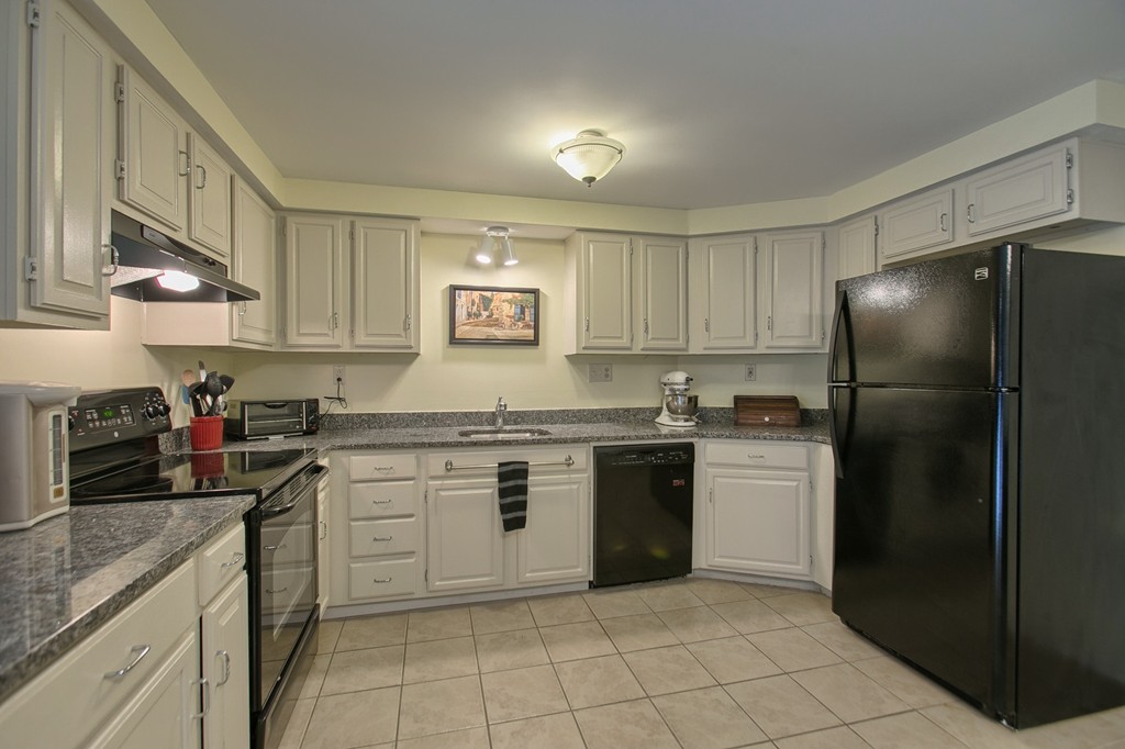 76 Rockrimmon Road Worcester, MA 01602 - Photo 17 of 27 Gallery Image 17