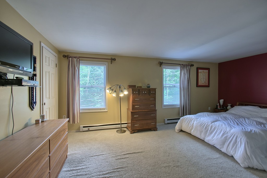 76 Rockrimmon Road Worcester, MA 01602 - Photo 19 of 27 Gallery Image 19