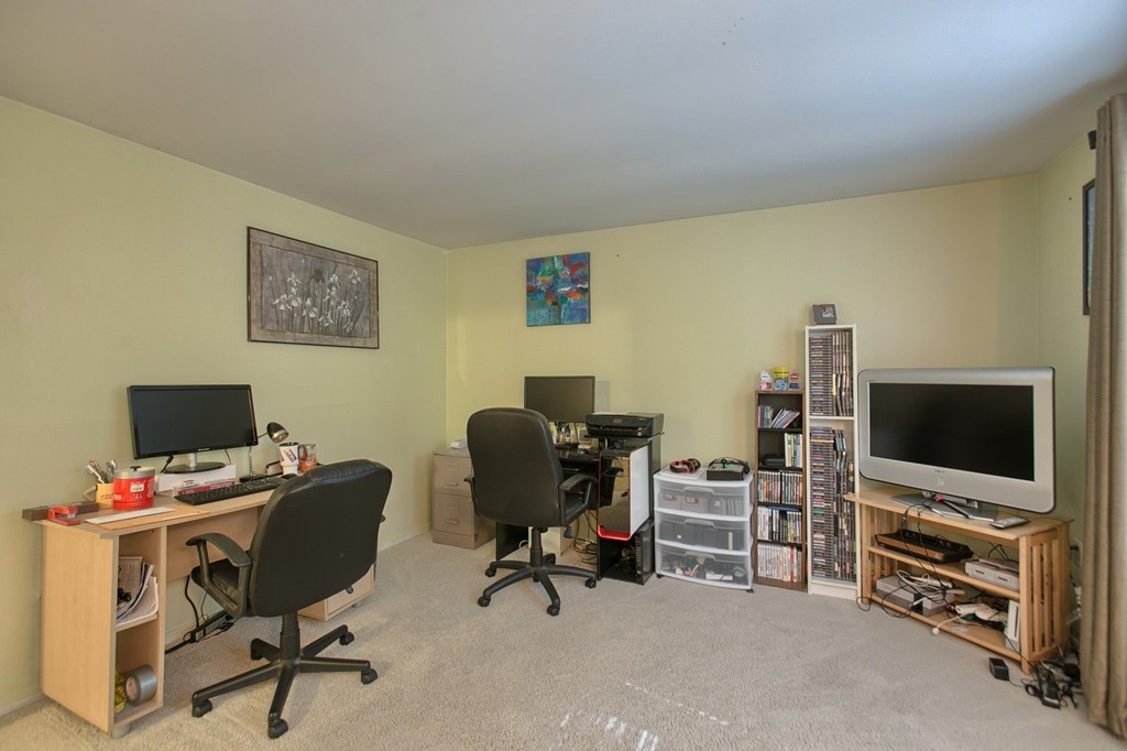 76 Rockrimmon Road Worcester, MA 01602 - Photo 24 of 27 Gallery Image 24
