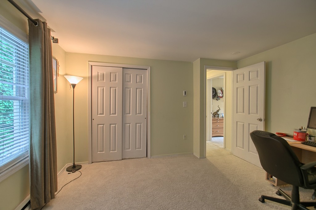 76 Rockrimmon Road Worcester, MA 01602 - Photo 25 of 27 Gallery Image 25