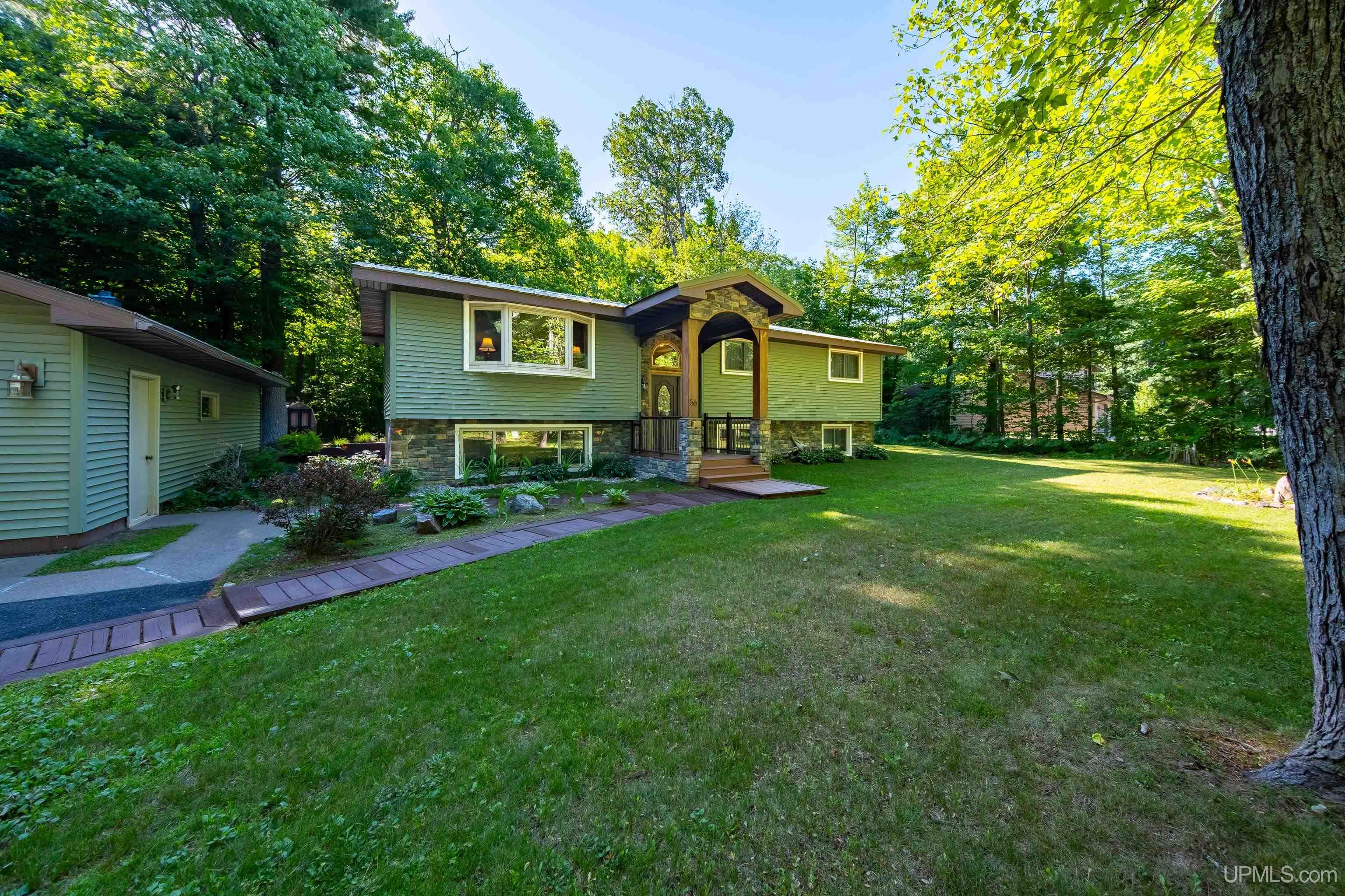 56 Feather Ridge Road Marquette, MI 49855 - Photo 3 of 72