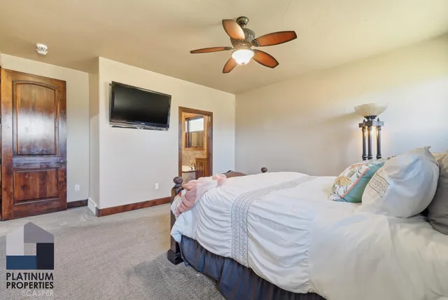 $727,500 | 49 Fairway Drive, Casper, WY 82604