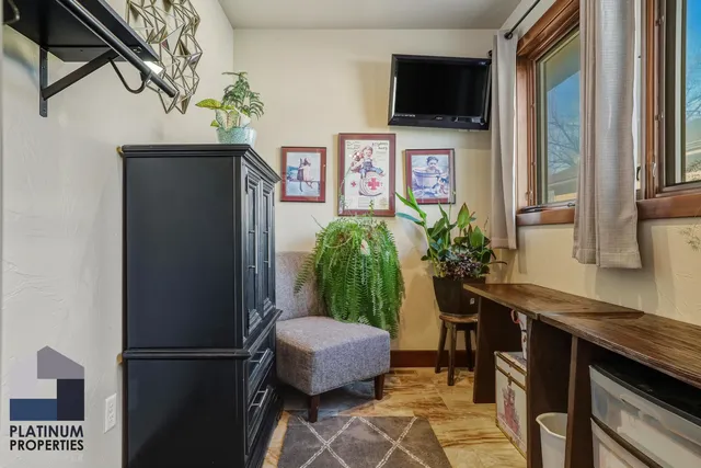 $727,500 | 49 Fairway Drive, Casper, WY 82604