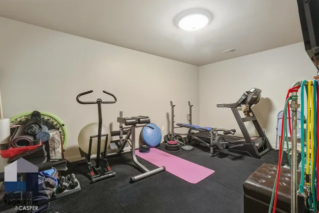 $727,500 | 49 Fairway Drive, Casper, WY 82604