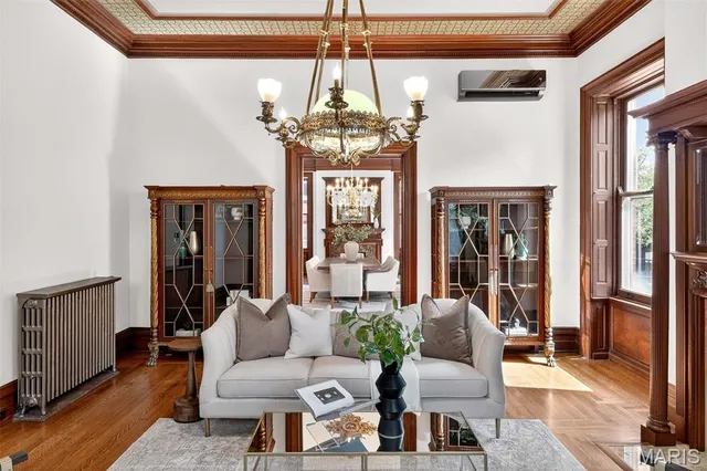 $2,450,000 | 4341 Westminster Place, St. Louis, MO 63108