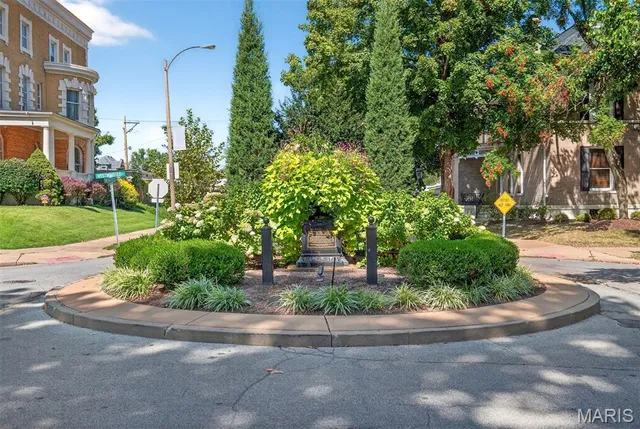 $2,450,000 | 4341 Westminster Place, St. Louis, MO 63108