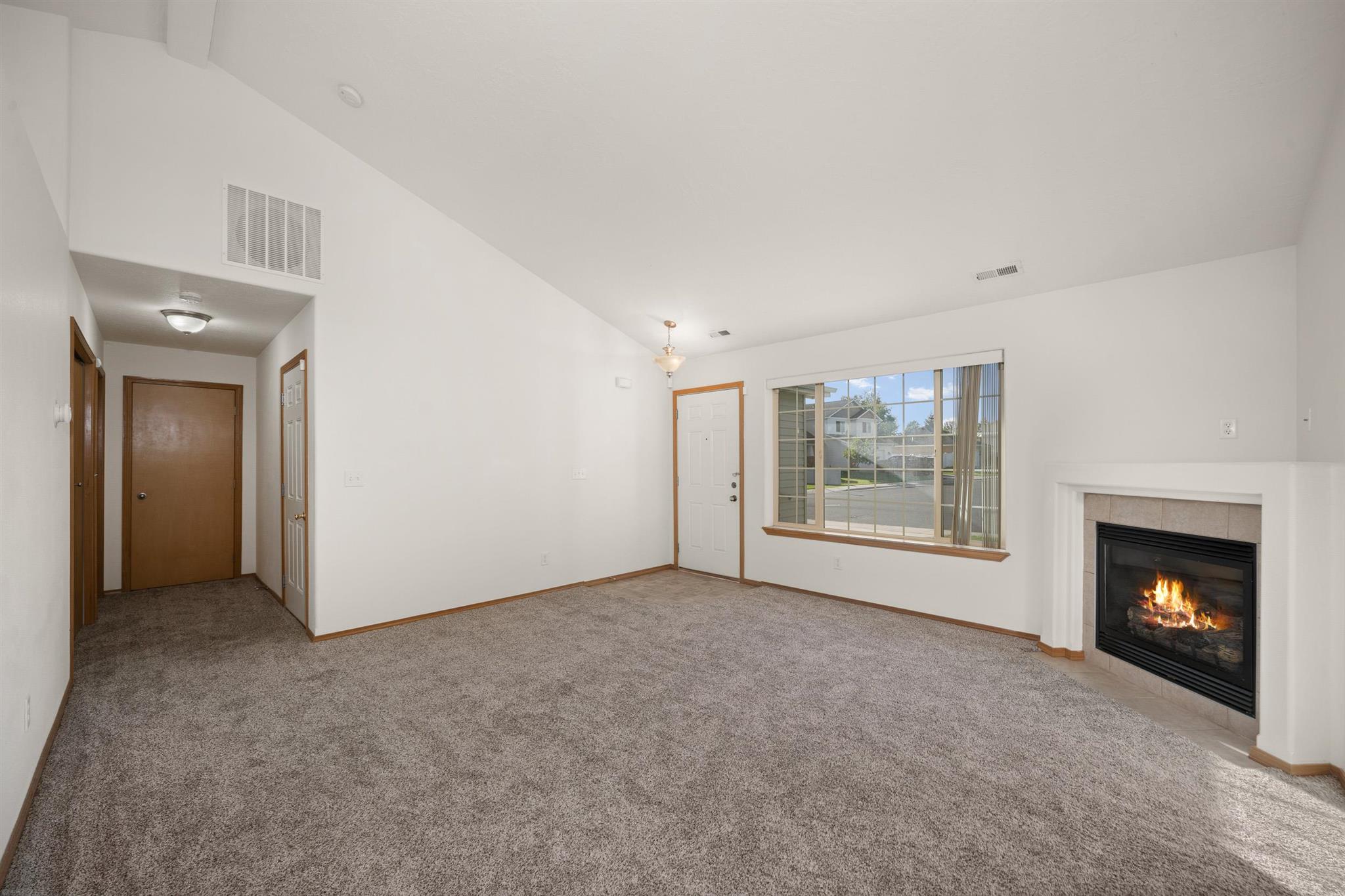 818 North Fox Ridge Road Medical Lake, WA 99022 - Photo 4 of 21 Gallery Image 4
