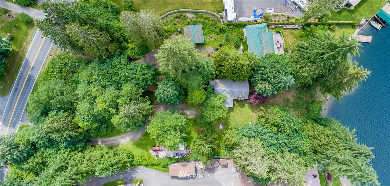 24123 South Lake Roesiger Road Snohomish, WA 98290 - Photo 6 of 7