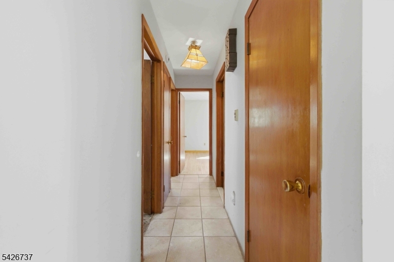 117 Linaberry Road Columbia, NJ 07832 - Photo 17 of 36 a view of a hallway with a elevator