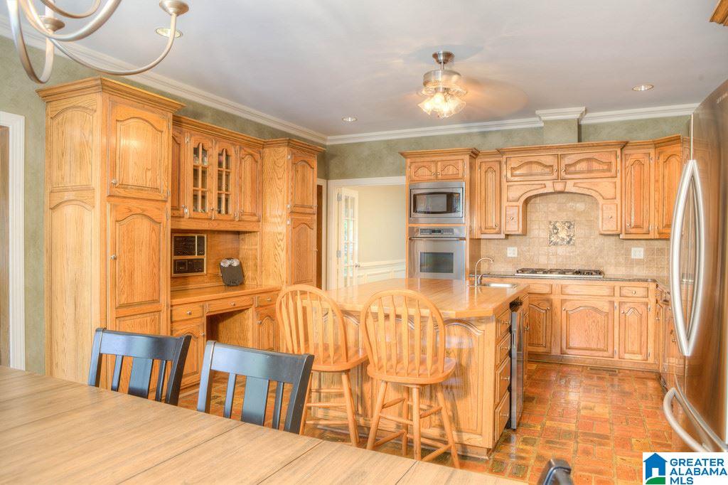 2204 Country Ridge Way Vestavia Hills, AL 35243 - Photo 3 of 36