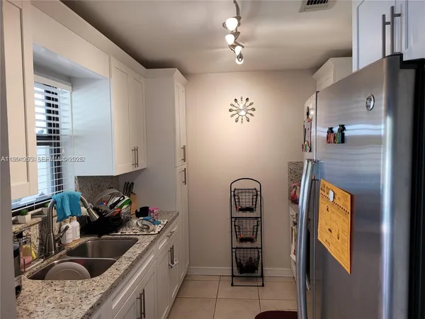 $3,000 | 4919 Southwest 139th Court, Miami, FL 33175