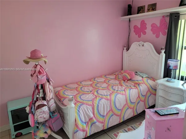 $3,000 | 4919 Southwest 139th Court, Miami, FL 33175