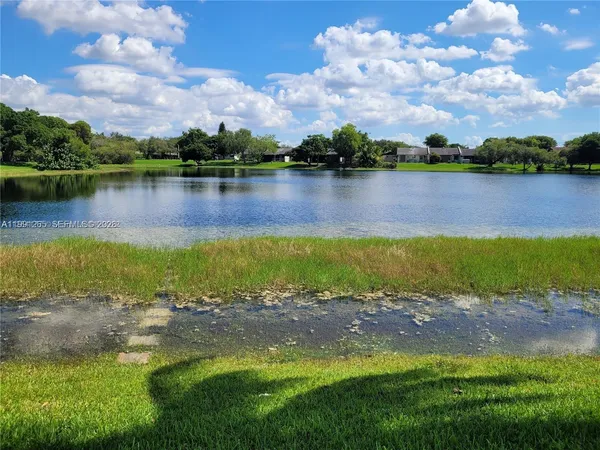 $3,000 | 4919 Southwest 139th Court, Miami, FL 33175