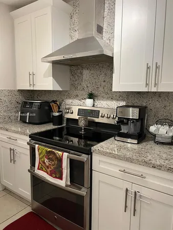 $3,000 | 4919 Southwest 139th Court, Miami, FL 33175