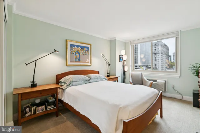 $415,000 | 1919 Chestnut Street, Unit 707, Philadelphia, PA 19103