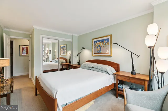 $415,000 | 1919 Chestnut Street, Unit 707, Philadelphia, PA 19103