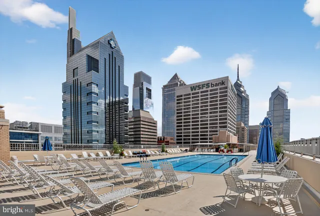 $415,000 | 1919 Chestnut Street, Unit 707, Philadelphia, PA 19103