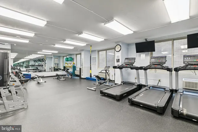 $415,000 | 1919 Chestnut Street, Unit 707, Philadelphia, PA 19103