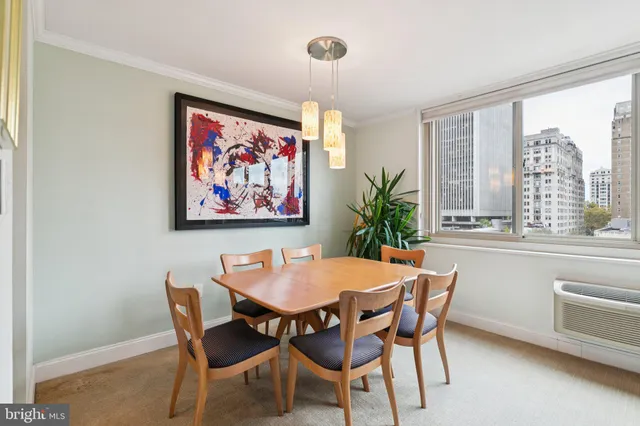 $415,000 | 1919 Chestnut Street, Unit 707, Philadelphia, PA 19103