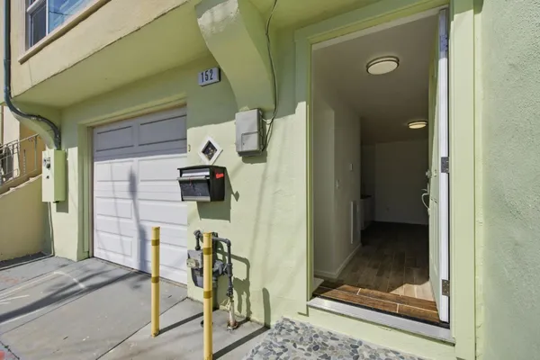 $1,380,000 | 152 West Moltke Street, Daly City, CA 94014